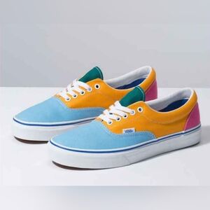 Vans Canvas Era *NWT*